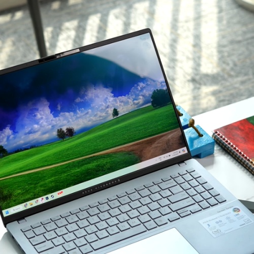 Máy tính Laptop ASUS Vivobook S 16 S5606CA-RI115WS Intel Ultra 7 255H