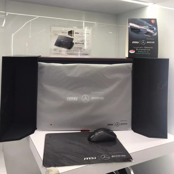 MSI Stealth 18 Mercedes AMG A1VHG 080VN