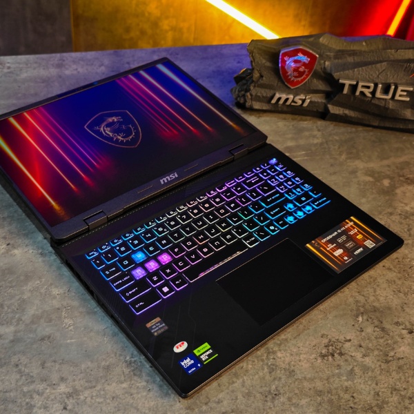 MSI Crosshair 16 HX AI D2XWFKG-036VN