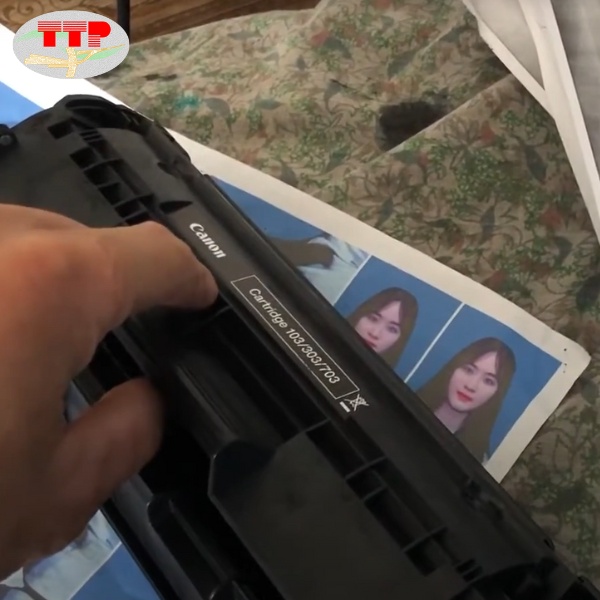 Hộp mực Canon 303