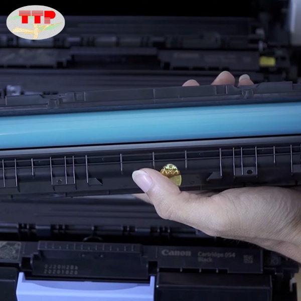 Hộp mực Canon 054 BK C M Y