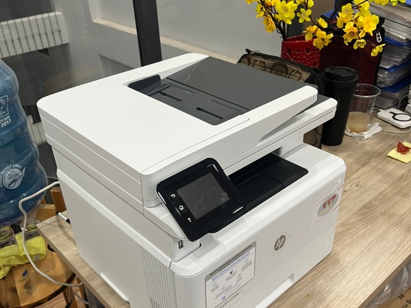 máy in HP đen trắng