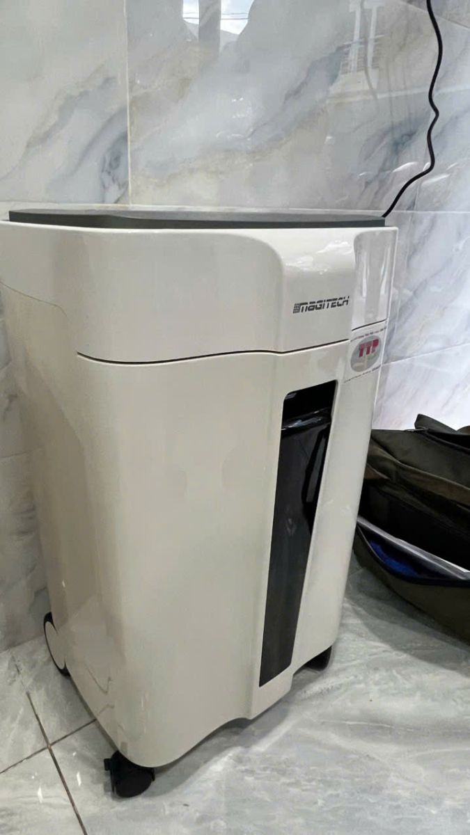 máy hủy tài liệu Magitech DM-220C