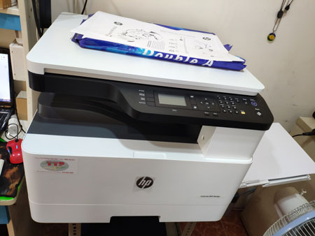 Máy in HP 440DN