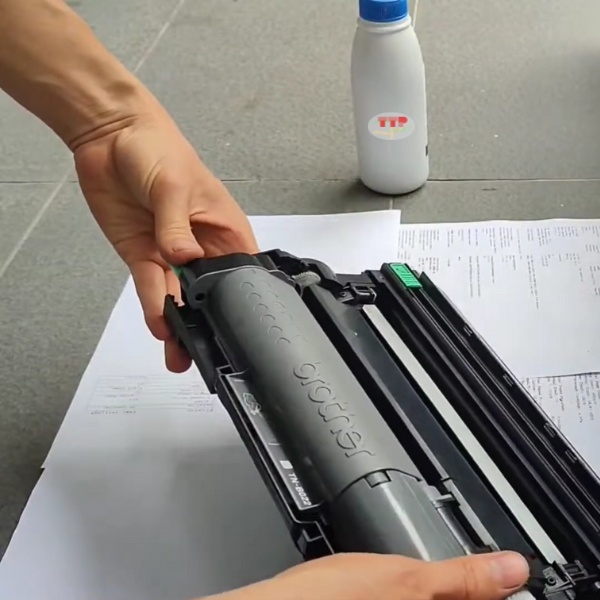 Hộp mực Brother TN-B022